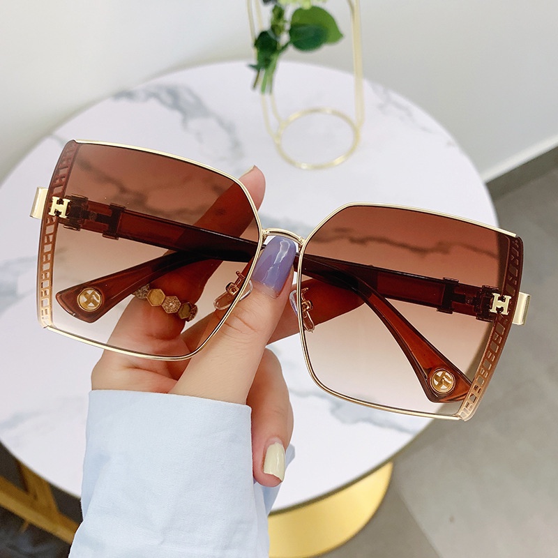 Kính Mát Gọng Vuông Thời Trang Cho Nam Nữ