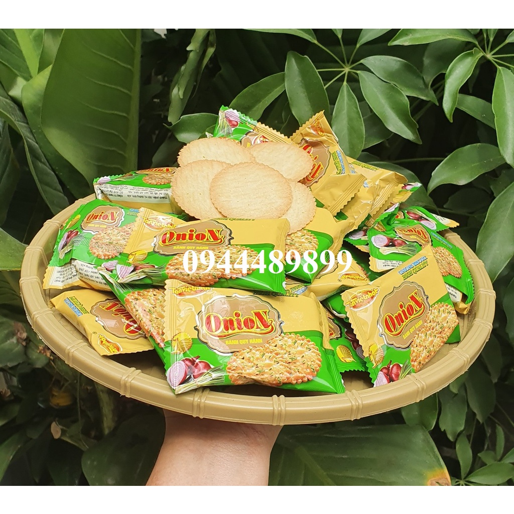 1 Kg Bánh quy hành Onion Tân Việt Nhật Thơm Ngon  -đồ ăn vặt-tết -bánh mứt tết