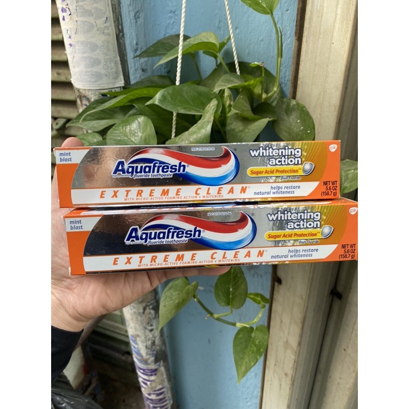 [Date 06/2024] Kem Đánh Răng AQUAFRESH Whitening Action Trắng Răng Thơm Miệng 158.7G Chính Hãng