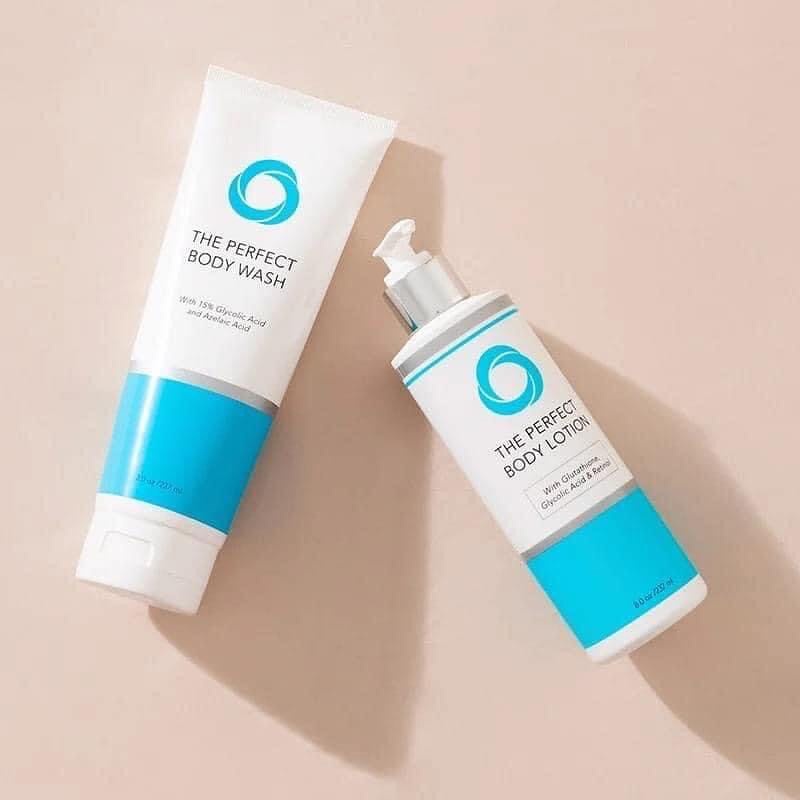 Sữa dưỡng thể The Perfect Body Lotion chứa Glycolic Acid & Retinol 237ml