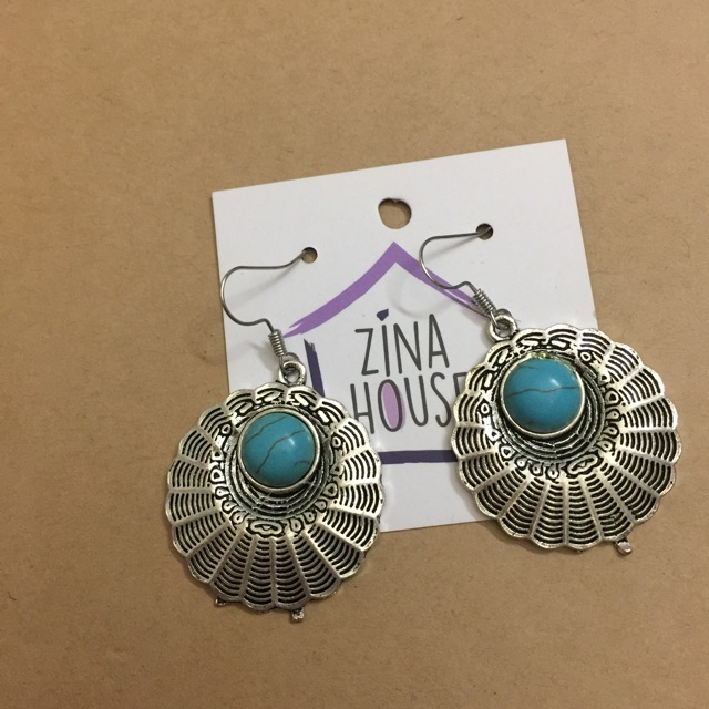 Khuyên tai ngọc đá xanh các hình