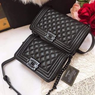 Túi full đen lót đỏ da mịn xịn