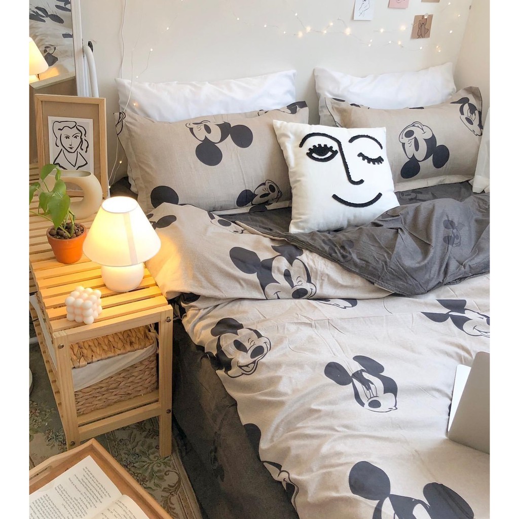 Bộ chăn ga gối cotton poly - Mẫu mickey đen.