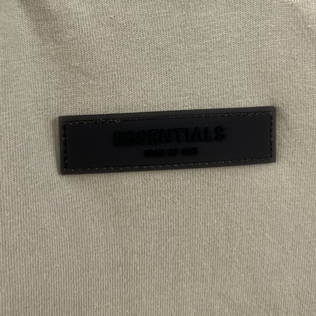 Áo thun FEAR OF GOD FOG ESSENTIALS SS22 Smoke chất liệu vải cotton, Áo tee FOG ESSENTIALS in nhung cao cấp