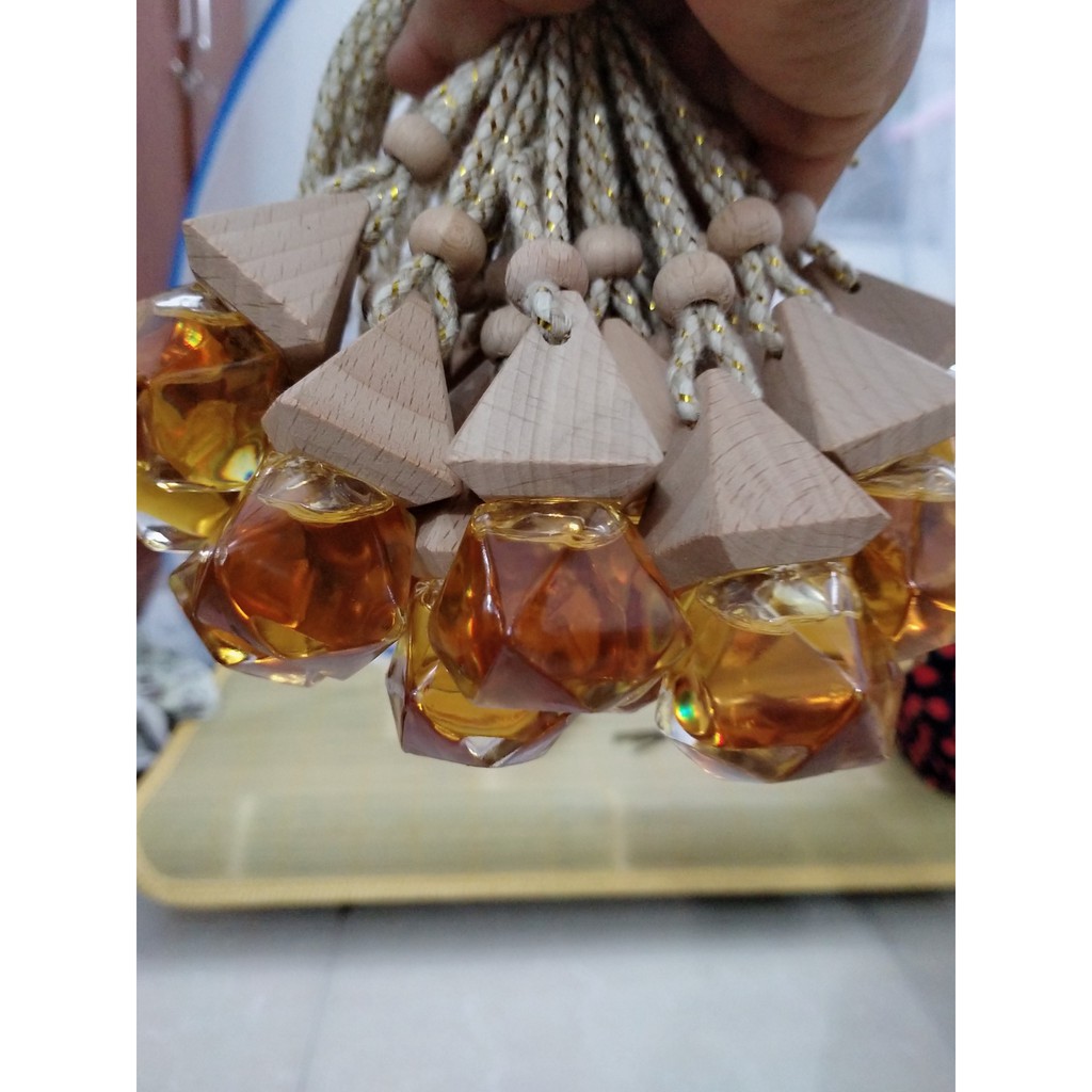 Tinh dầu Quế treo xe