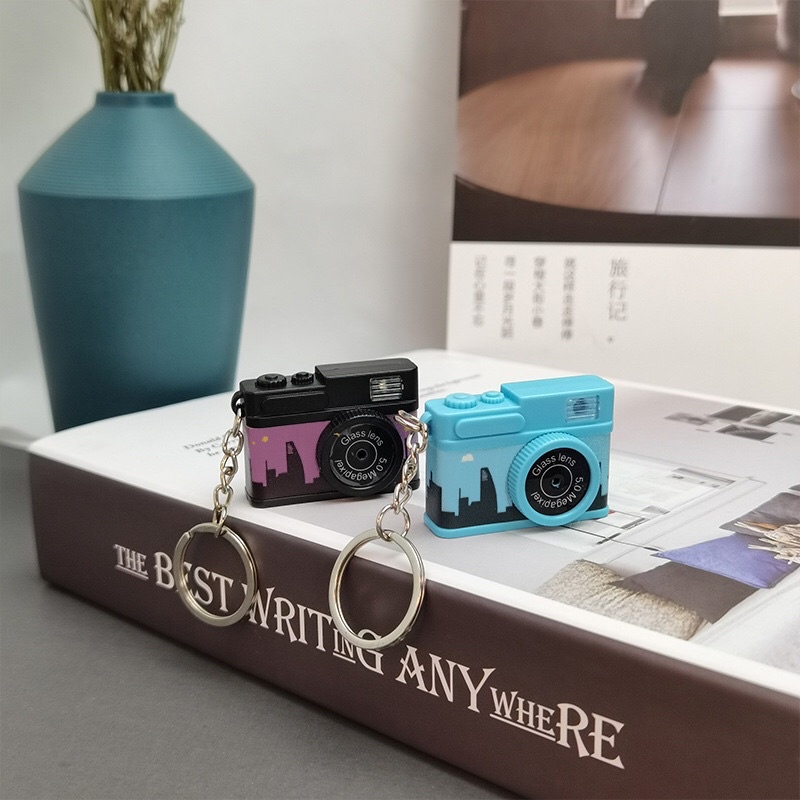 Móc khoá mô hình máy ảnh xinh iu mickey minnie mine , móc treo cặp balo hình camera có đèn led