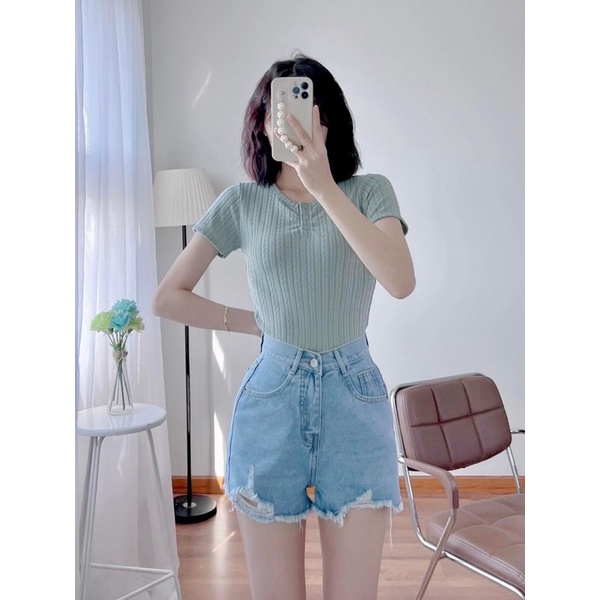 Áo thun body tay ngắn Phối Cúc gân xương cá dáng dài CH