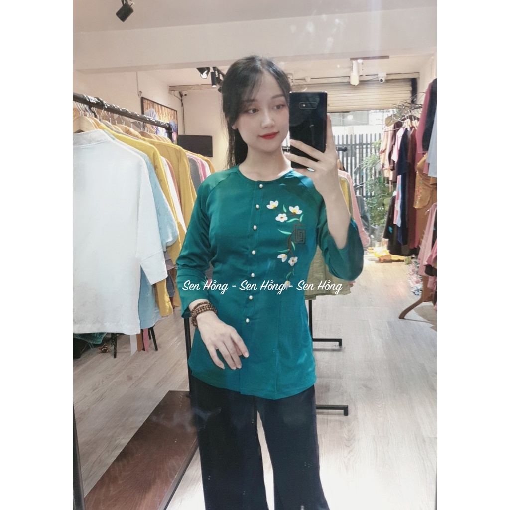 Bộ đồ đi lễ xinh xắn _ Sẵn Hàng_ Đồ lụa tằm ý thêu hoa màu xanh lá đậm