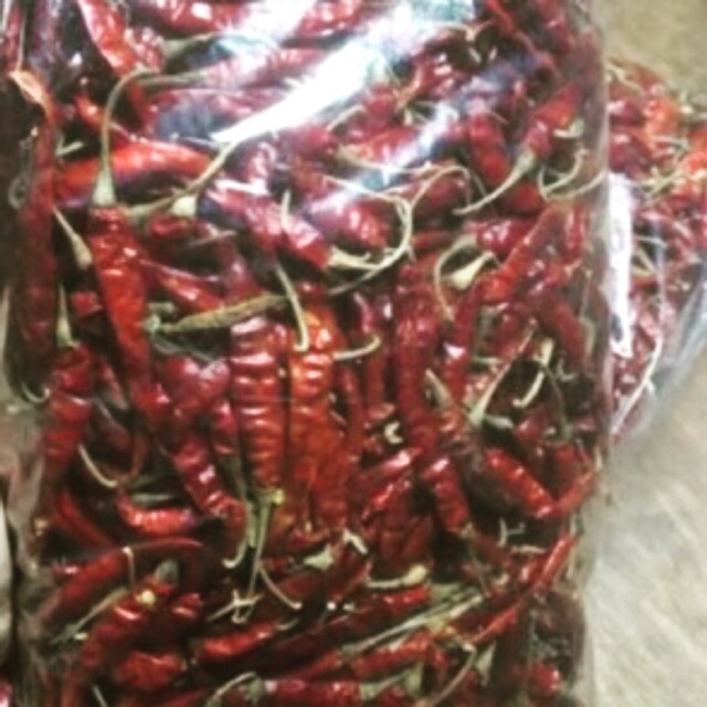 1kg Ớt khô nguyên quả nguyên cuống hàng đẹp đỏ không vỡ