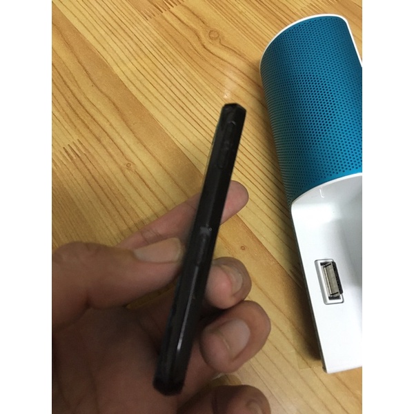 Sony walkman sony s636 kèm dock loa