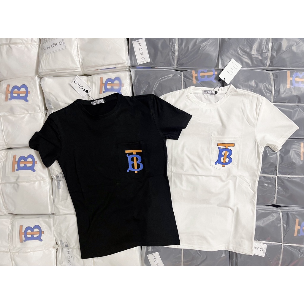 Áo thun nam nữ cổ tròn tay ngắn in gấu phối túi trước chữ TB , áo chất cotton thoáng mát thời trang hè hot trend 2022