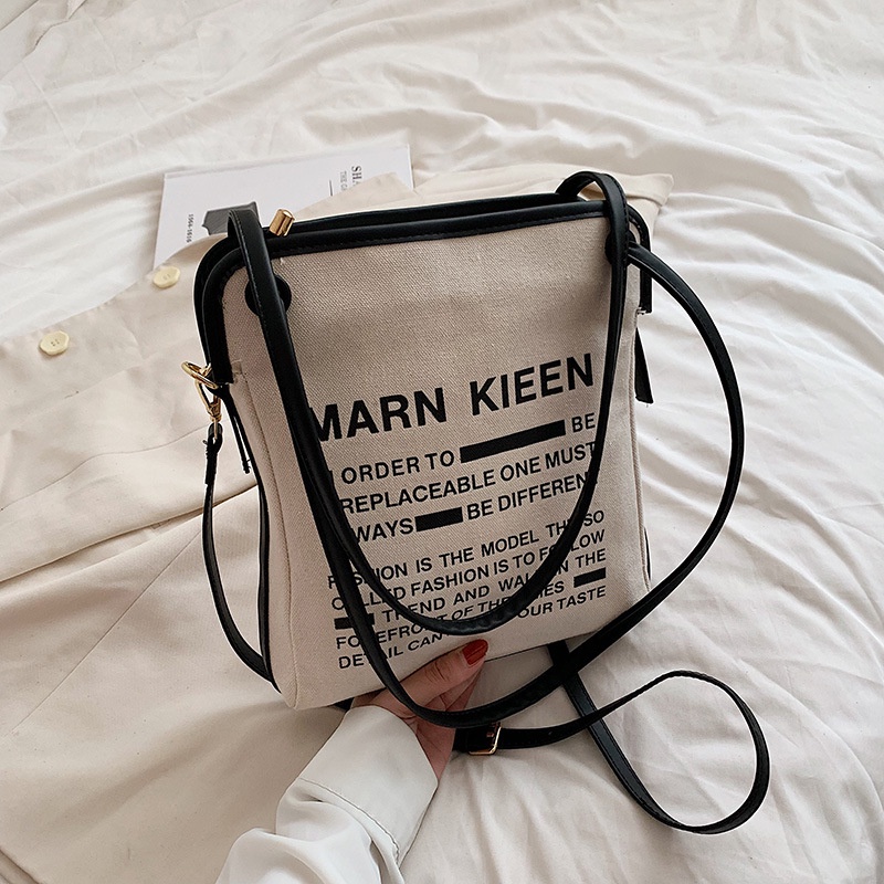 Túi Đeo Chéo Vải Bạt Mùa Hè Phong Cách niche Mới 2022 Cho Nữ