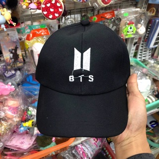 Mũ lưỡi trai BTS