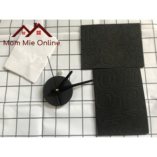 Đồng hồ dán tường