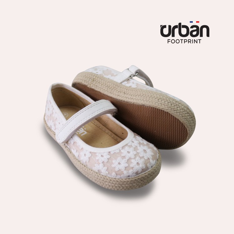 Giày búp bê Urban UG1838 thêu ren trắng