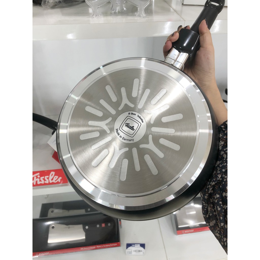 [BH 12 Tháng] Chảo chống dính Fissler Adamant Comfort 26cm siêu cao cấp (dùng được xẻng kim loại)