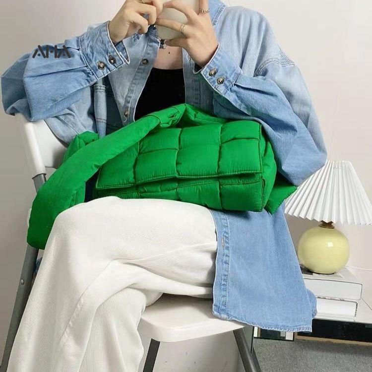 Túi đeo chéo vai AHA official bằng xốp thời trang phong cách dành cho nữ