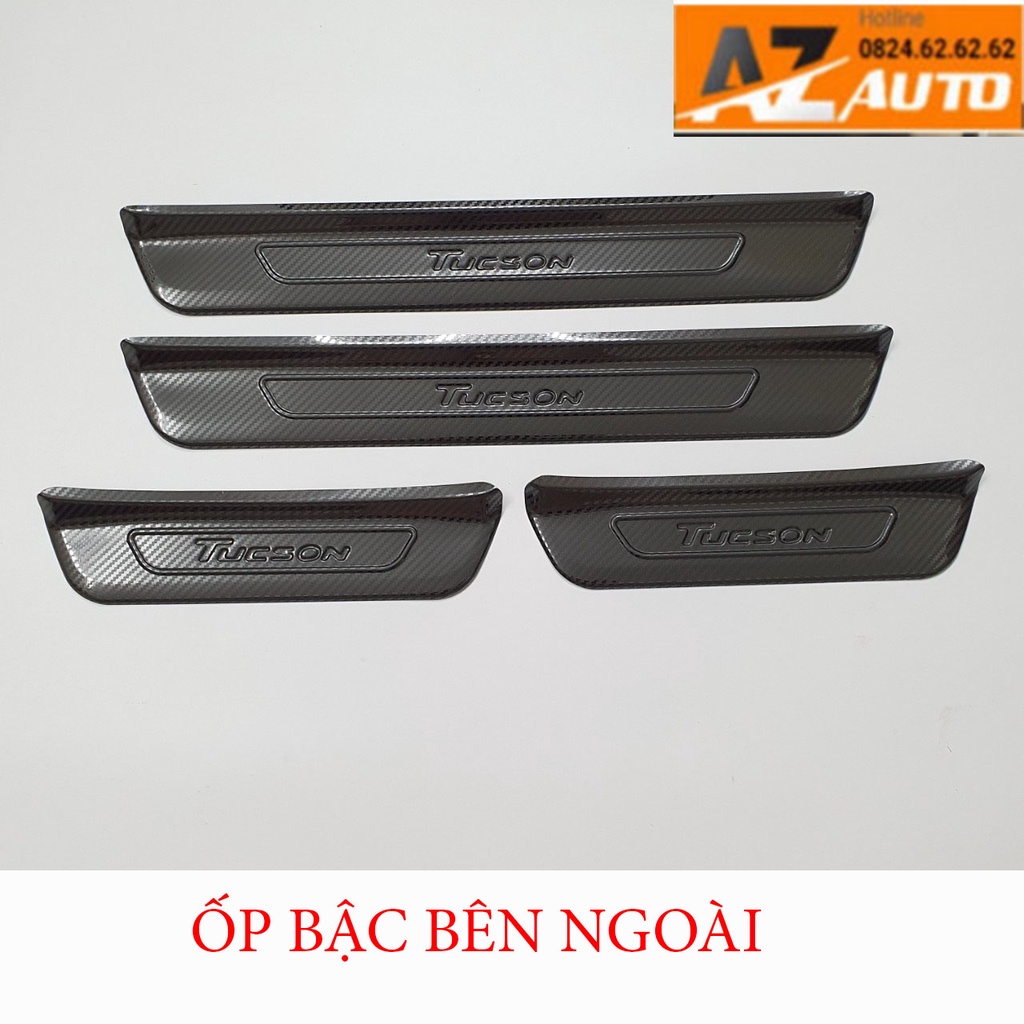 Ốp Bậc cửa, Nẹp bước chân CARBON xe Hyundai Tucson 2022-2023, Vân cacbon cao cấp