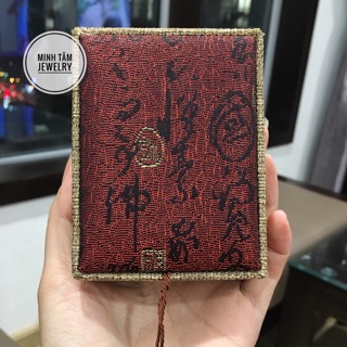 Hộp gấm đựng vòng tay trang sức kích thước 7 x10 cm