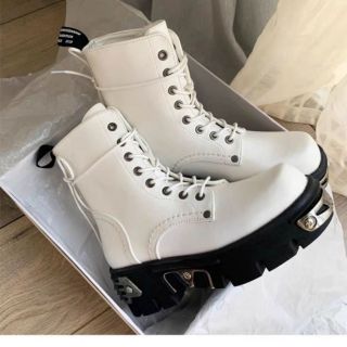 (SẴN - LÙI 1 SIZE) Boots ulzzang M101 đế đinh sắt