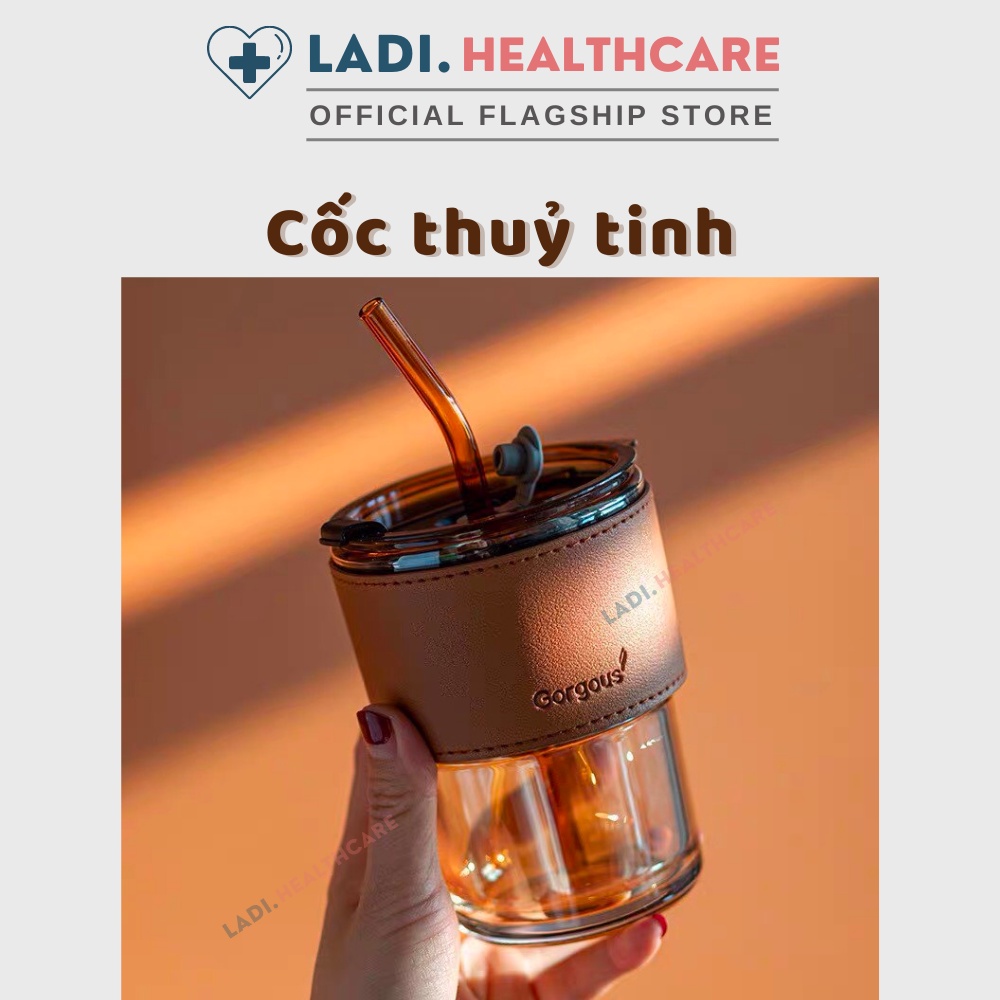 Cốc thuỷ tinh 450ml tặng Sticker trang trí ly, bình nước thuỷ tinh có nắp kèm bao da