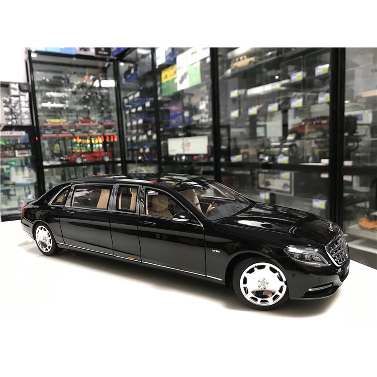 Đồ chơi trẻ em cho bé figure mô hình trưng bày trang trí deocor giá rẻ cao cấp chính hãng xe oto hơi mercedes benz đen m
