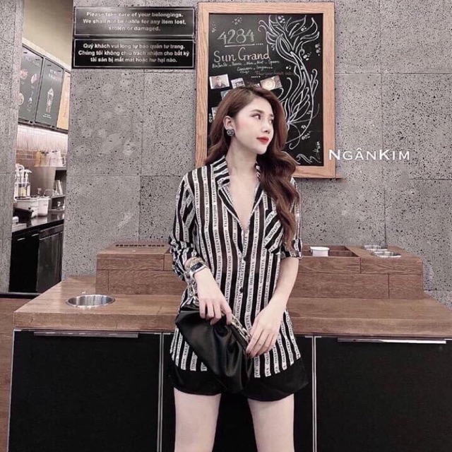[Mã WASKT410K giảm 10K đơn 50K] Áo sơ mi kẻ sọc chữ valen