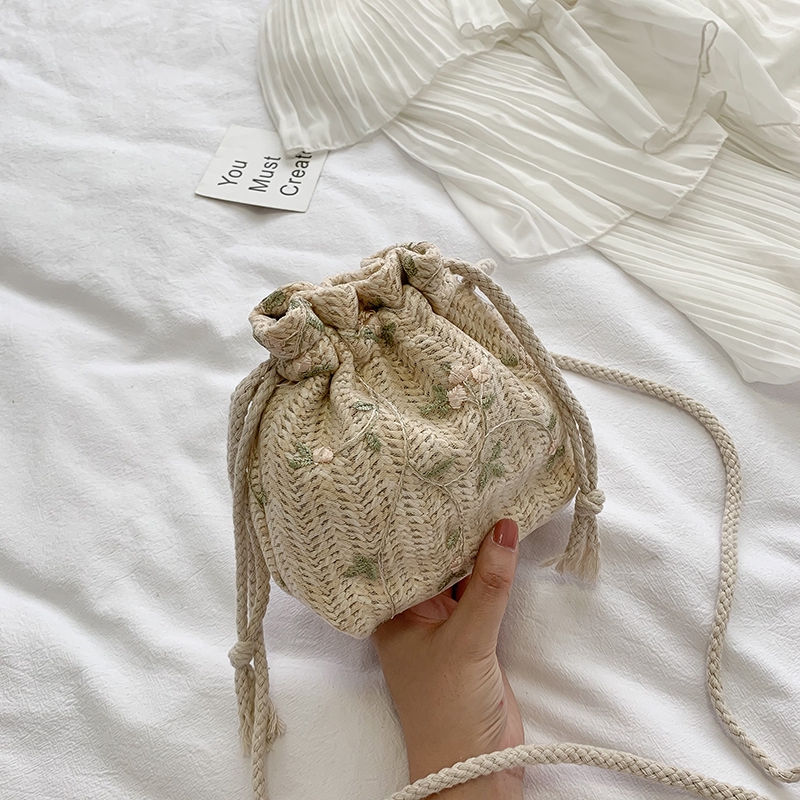 Túi đeo chéo sành điệu trẻ trung cho nữ