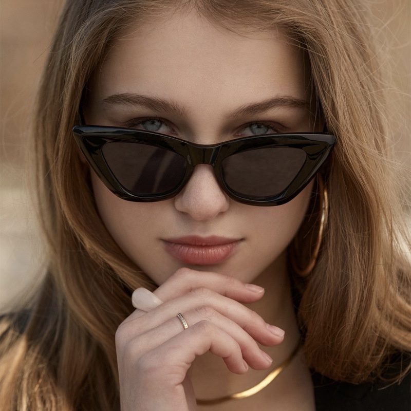 Kính Mát Hình Mắt Mèo Thời Trang Cho Nữ