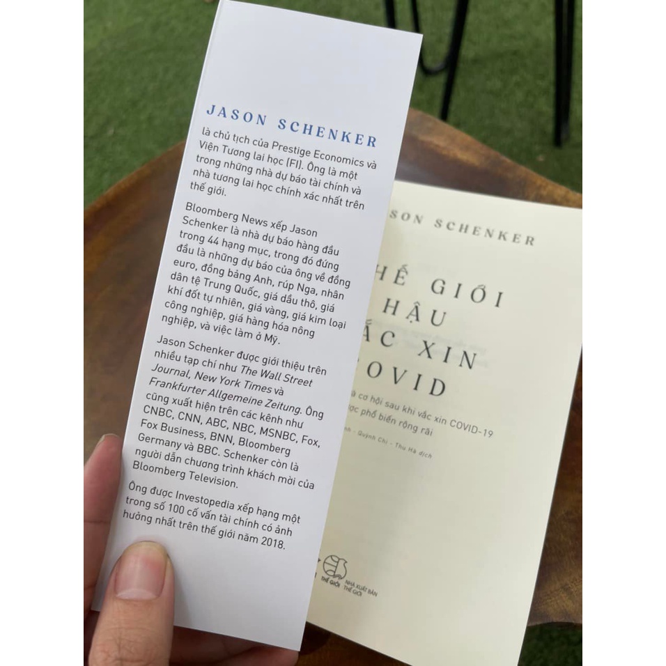 Sách - Thế Giới Hậu Vắc Xin Covid - Jason Schenker - Bình Book - Bìa Mềm