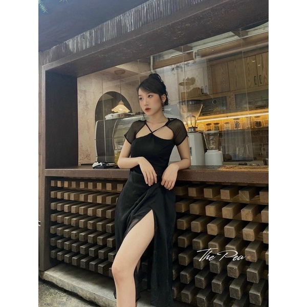ĐẦM ĐEN MIDI XẺ SUÔNG TAY CUT OUT VOAN