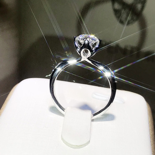 Nhẫn nữ đính đá Moissanite Pt950