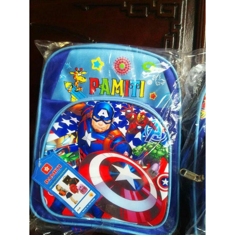 Ba lô cho bé trai mầm non