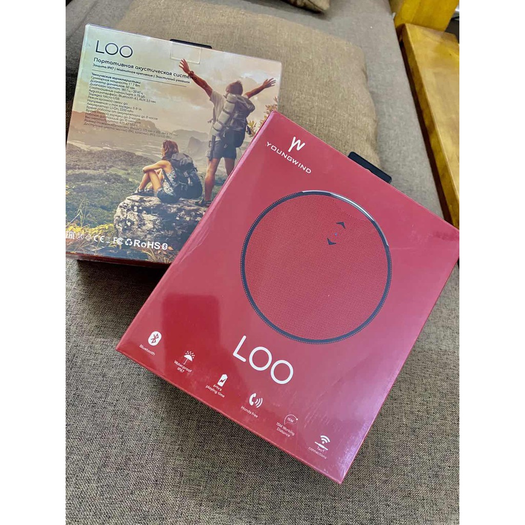 Loa bluetooth nhập khẩu từ Mỹ có kích thước nhỏ gọn, dễ dàng mang theo.