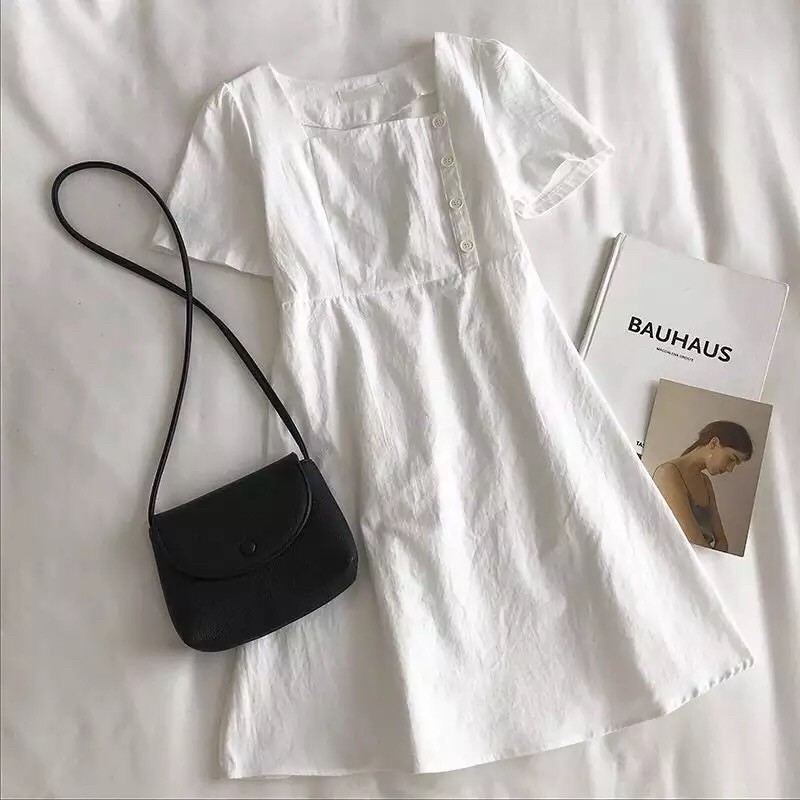 ĐẦM CHỮ A CỔ VUÔNG TAY NGẮN | BigBuy360 - bigbuy360.vn