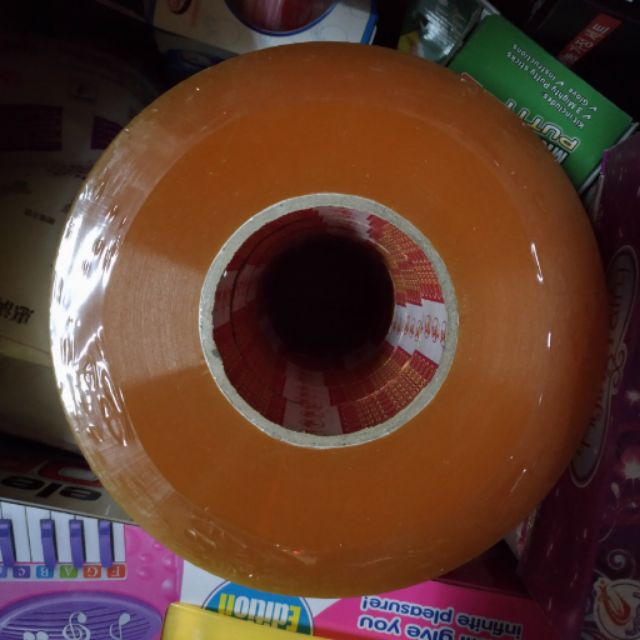 Băng keo trong 1kg lõi nhỏ