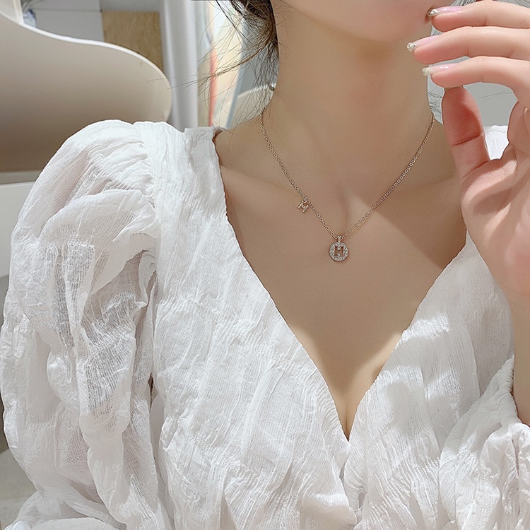 Vòng cổ choker dây xích mặt tròn chữ H VC017 Leous Accessories