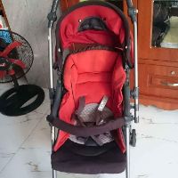 Xe đẩy Combi