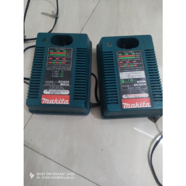 Sạc pin zin Makita điện 110v