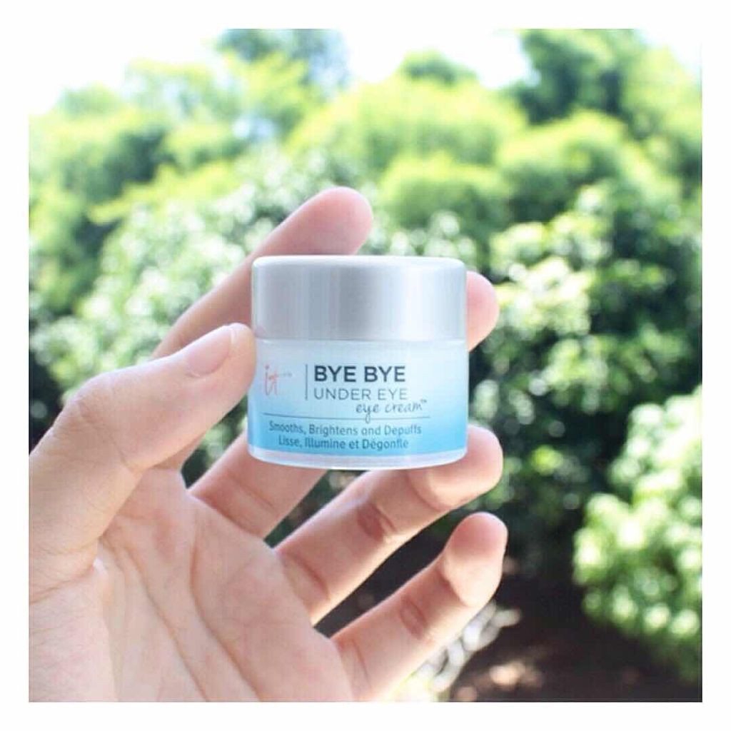 Kem dưỡng mắt IT Cosmetics Bye Bye Under Eye Eye Cream Smooths, Brightens, Depuffs 5ml