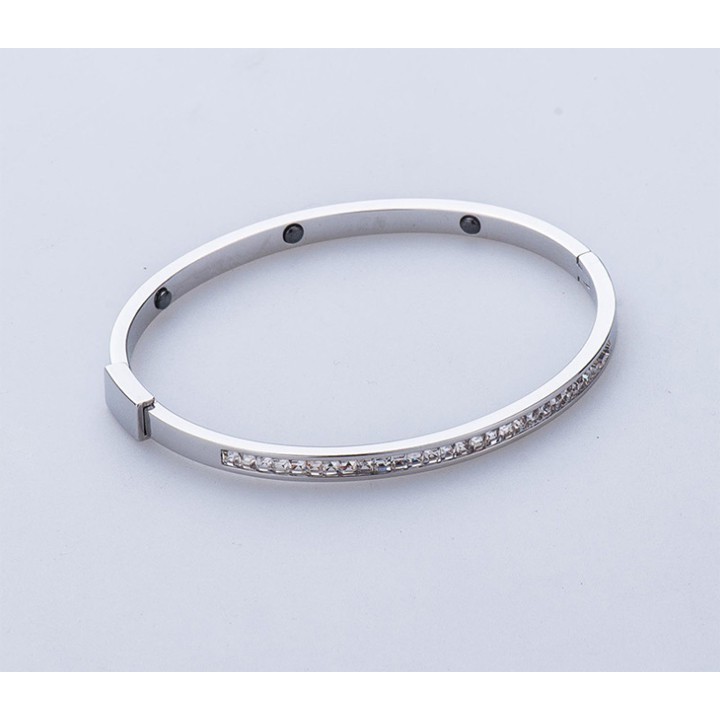 Vòng tay nữ titan cao cấp  đính 1 hàng đá siêu đẹp, bền màu, hợp thời trang
