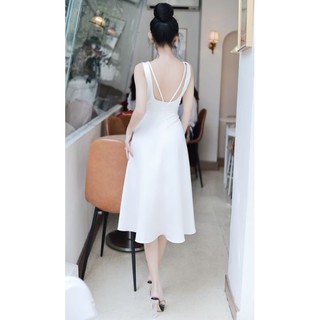 Đầm Trắng Hở Lưng