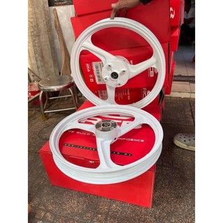 Mâm 3 cây Exciter135