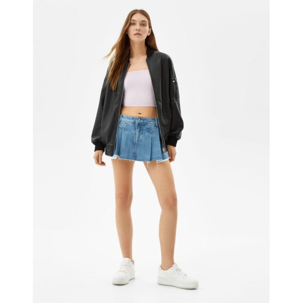 Áo khoác bomber da Bershka size Xs-S