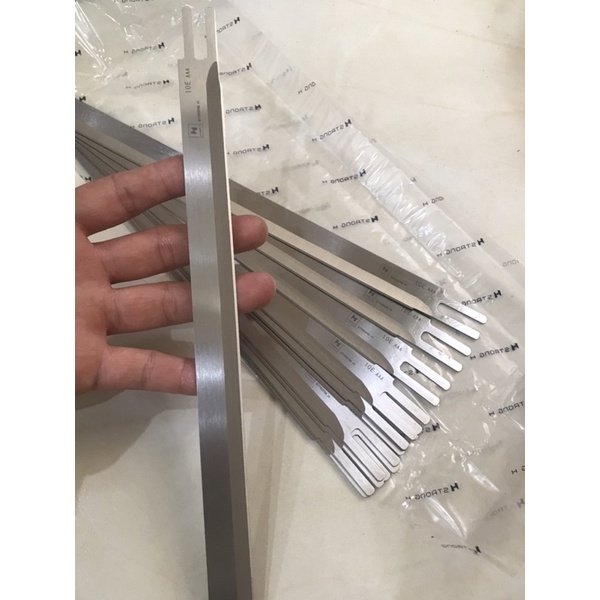 Dao cắt vải STrong H