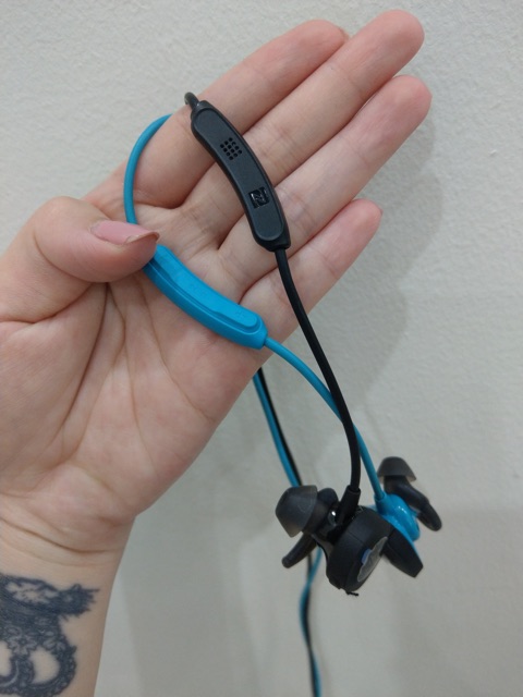 Tai nghe Bluetooth Bose Sound Sport nguyên zin chính hãng đẹp như mới