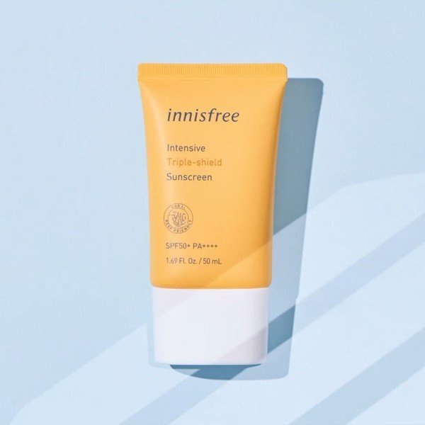 Kem chống nắng chống trôi, điều chỉnh tông da Innisfree Intensive Triple Shield Sunscreen SPF 50+ PA+++ 50ml