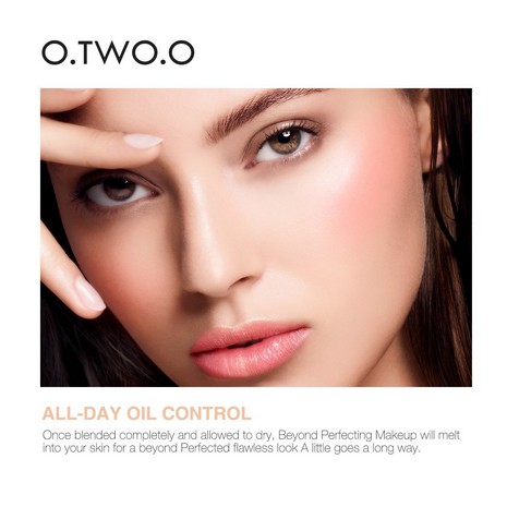 Kem nền O.TWO.O-9983 30ml lâu trôi kiềm dầu dưỡng ẩm 24 giờ | BigBuy360 - bigbuy360.vn