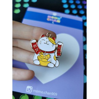 Charm kim loại mèo may mắn