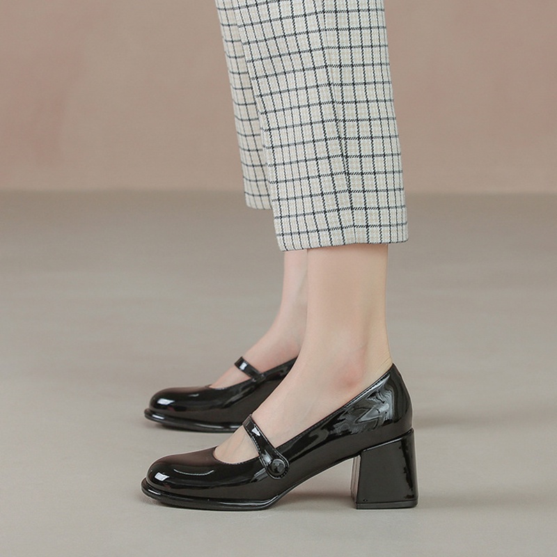 Giày cao gót IELGY miệng nông màu trắng phù hợp với mọi phong cách